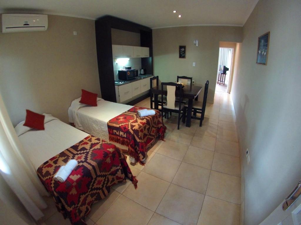 Yreta Apart Hotel Пуэрто-Игуасу Номер фото